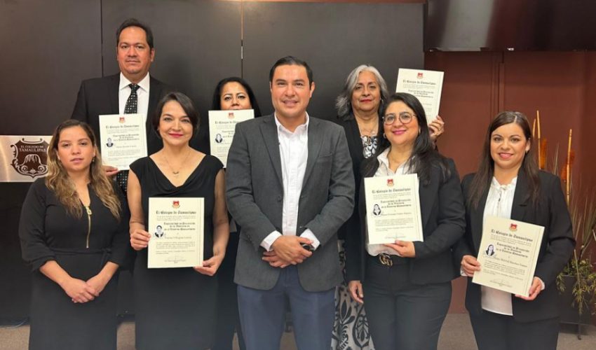 entrega de Diplomas de la Especialidad en Prevención de la Violencia en el Entorno Comunitario