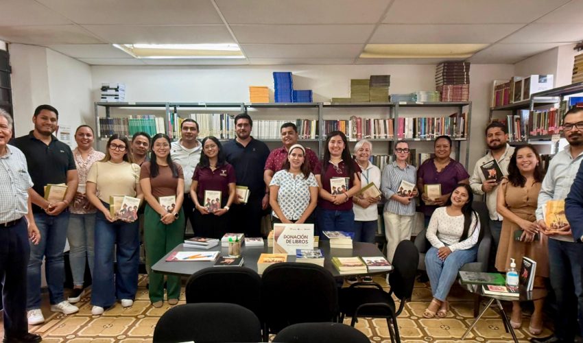 El Colegio de Tamaulipas, se realizó la donación de libro